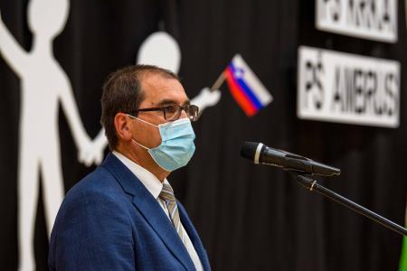 Prireditev – Pozdravljena OSNOVNA ŠOLA ZAGRADEC 43